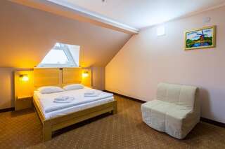 Отель Hoch Land Яблоница Двухместный номер с 1 кроватью - Мансарда-3